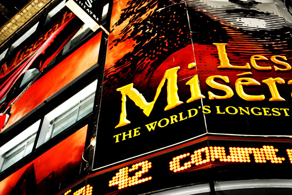 ‘LES MISÉRABLES’ CREATORS TO BE ARTISTS-IN-RESIDENCE AT UVA